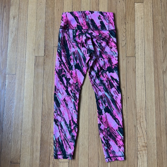 Lululemon HR Leggings 7/8 - Picture 6 of 10